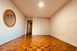 142-05 Roosevelt Ave, Flushing, NY 11354 - Photo 16