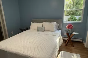 28 Apple Rd, Southampton, NY 11968 - Photo 8