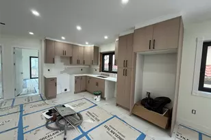 46-40 Kissena Blvd, Flushing, NY 11355 - Photo 8