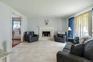 156 Bart Dr, Poughkeepsie, NY 12603 - Photo 8