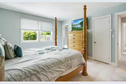 156 Bart Drive, Poughkeepsie, NY 12603 - Photo 16