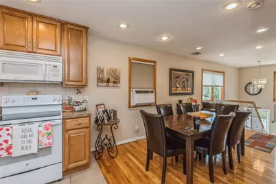 347 Bayville Avenue, Bayville, NY 11709 - Photo 10