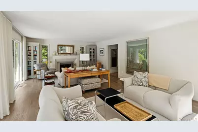 530 Hands Creek Road, East Hampton, NY 11937 - Photo 16