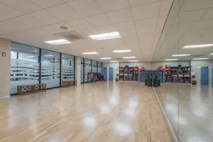 1 Bay Club Dr, Bayside, NY 11360 - Photo 22