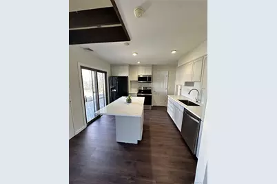 39 Comerford Street, Port Jefferson Station, NY 11776 - Photo 2
