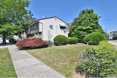 11 Edwards Place, Valley Stream, NY 11580 - Photo 2