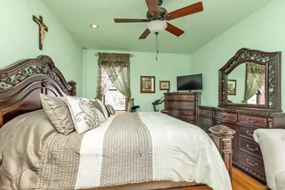 160-15 Powells Cove Boulevard #C202, Whitestone, NY 11357 - Photo 8