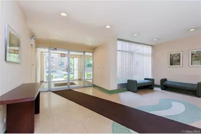 645 W 239th Street #4D, Bronx, NY 10463 - Photo 2