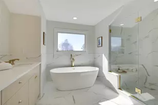 23 Belmont Cir, Syosset, NY 11791 - Photo 22