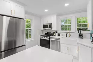 106 Puritan Dr, Port Chester, NY 10573 - Photo 12