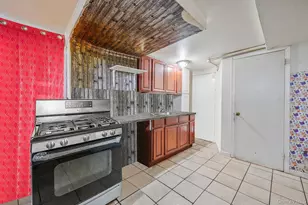 8 Willoughby St, Brentwood, NY 11717 - Photo 30