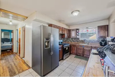 8 Willoughby Street, Brentwood, NY 11717 - Photo 16