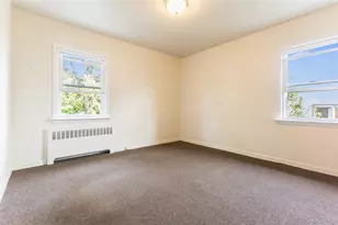 80-15 168th St, Jamaica, NY 11432 - Photo 10