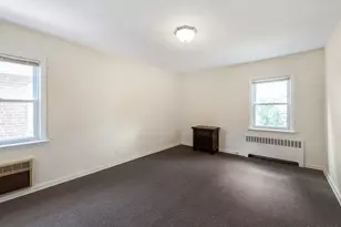 80-15 168th St, Jamaica, NY 11432 - Photo 14