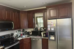 918 10th St, West Babylon, NY 11704 - Photo 4