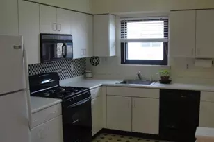 220 Sneden Pl, Spring Valley, NY 10977 - Photo 6