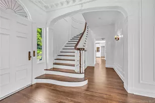 158 E Shore Rd, Huntington, NY 11743 - Photo 12