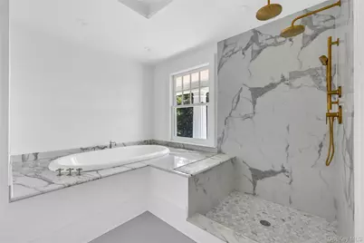 158 E Shore Road, Huntington, NY 11743 - Photo 26