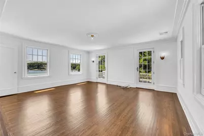 158 E Shore Road, Huntington, NY 11743 - Photo 24