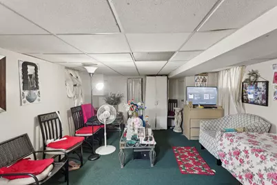 91-25 Gold Road, Ozone Park, NY 11417 - Photo 18