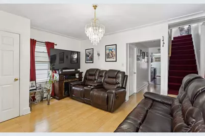 91-25 Gold Road, Ozone Park, NY 11417 - Photo 4