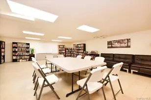 320 E Shore Rd, Great Neck, NY 11023 - Photo 22