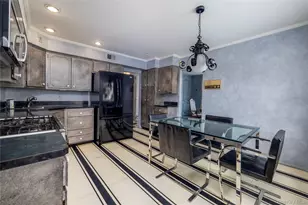 3843 Sally Ln, Oceanside, NY 11572 - Photo 8