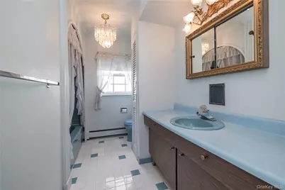 3843 Sally Lane, Oceanside, NY 11572 - Photo 32