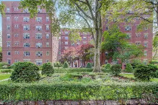 77-14 113th St, Forest Hills, NY 11375 - Photo 2