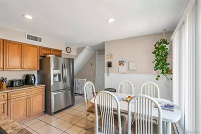 639 Townline Road, Hauppauge, NY 11788 - Photo 12