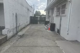 87-42 Van Wyck Expy, Richmond Hill, NY 11418 - Photo 2