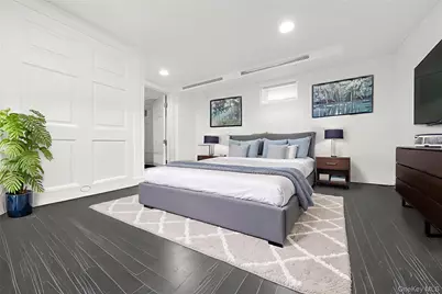 9 Willow Street, Glen Cove, NY 11542 - Photo 20