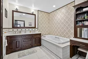 23 Gloria Ln, Huntington, NY 11743 - Photo 16