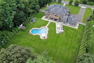 23 Gloria Ln, Huntington, NY 11743 - Photo 46