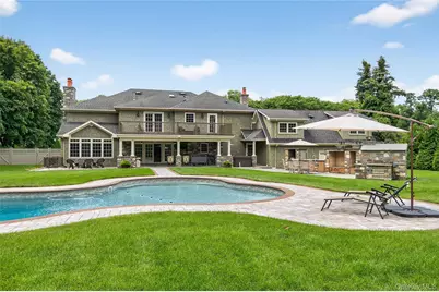 23 Gloria Lane, Huntington, NY 11743 - Photo 38