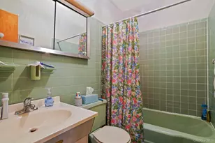 70-49 66th Pl, Glendale, NY 11385 - Photo 30