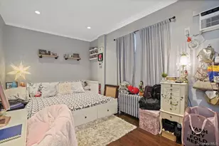 70-49 66th Pl, Glendale, NY 11385 - Photo 20