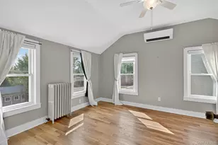 14 Oak St, Rhinebeck, NY 12572 - Photo 12