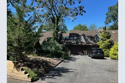 102 Pepperidge Lake Road, Eastport, NY 11941 - Photo 4