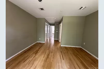 102 Pepperidge Lake Road, Eastport, NY 11941 - Photo 20