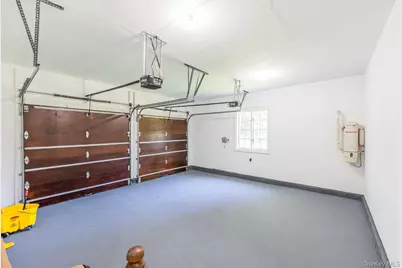 117 Crabapple Road, Manhasset, NY 11030 - Photo 22