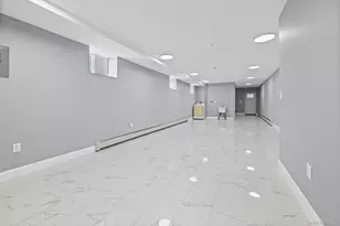 188-21 118th Ave, Saint Albans, NY 11412 - Photo 20