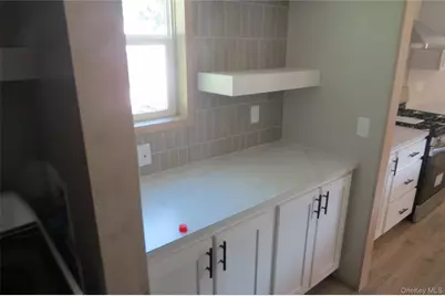 723 Beekman #35, Hopewell Junction, NY 12533 - Photo 8