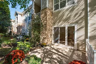 93 Carriage Ln, Plainview, NY 11803 - Photo 26