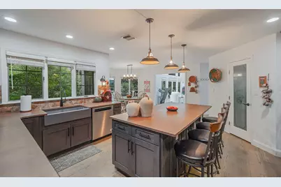 12 Griffen Court, Miller Place, NY 11764 - Photo 10