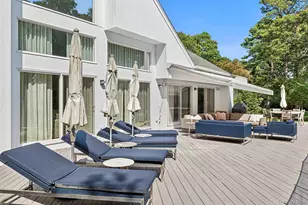 12 Honeysuckle Ln, East Quogue, NY 11942 - Photo 20