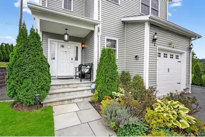 42 E Vincent Street, Elmsford, NY 10523 - Photo 2