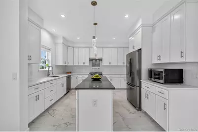 42 E Vincent Street, Elmsford, NY 10523 - Photo 16