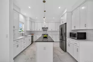 42 E Vincent St, Elmsford, NY 10523 - Photo 16