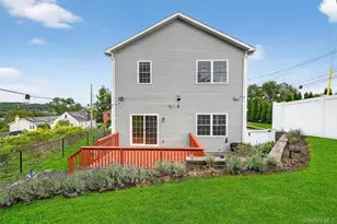 42 E Vincent St, Elmsford, NY 10523 - Photo 10